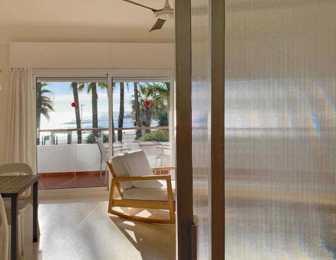 Apartamentos Playa Torrecilla Nerja 0*,  Spanyolország