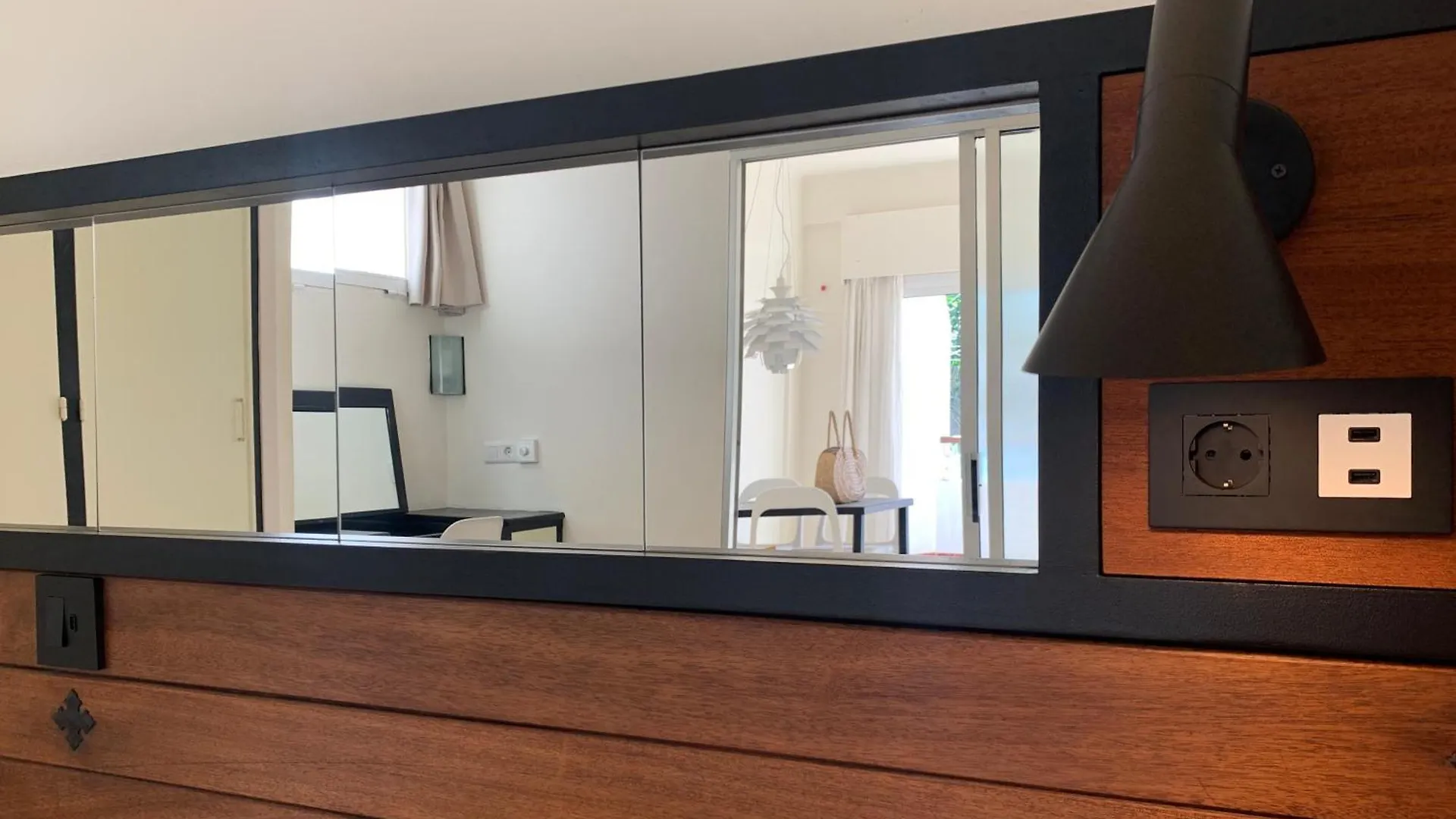 Apartamentos Playa Torrecilla Nerja Espanha