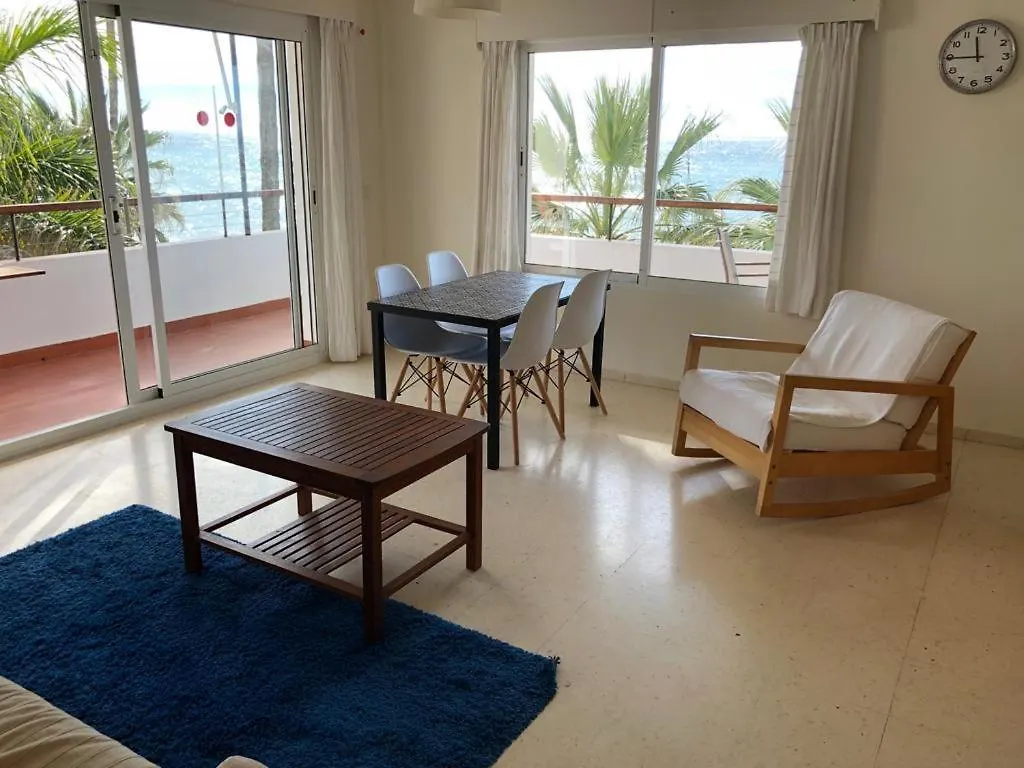 Apartamentos Playa Torrecilla Nerja
