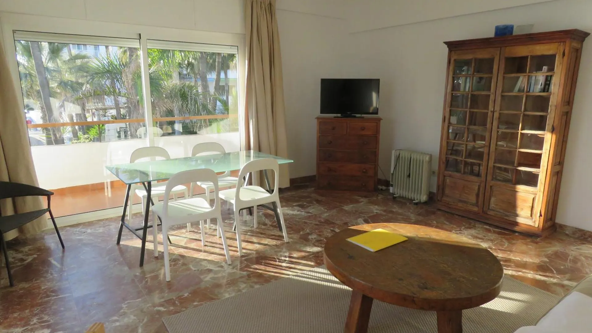Apartamentos Playa Torrecilla Nerja 0*,  Espanha